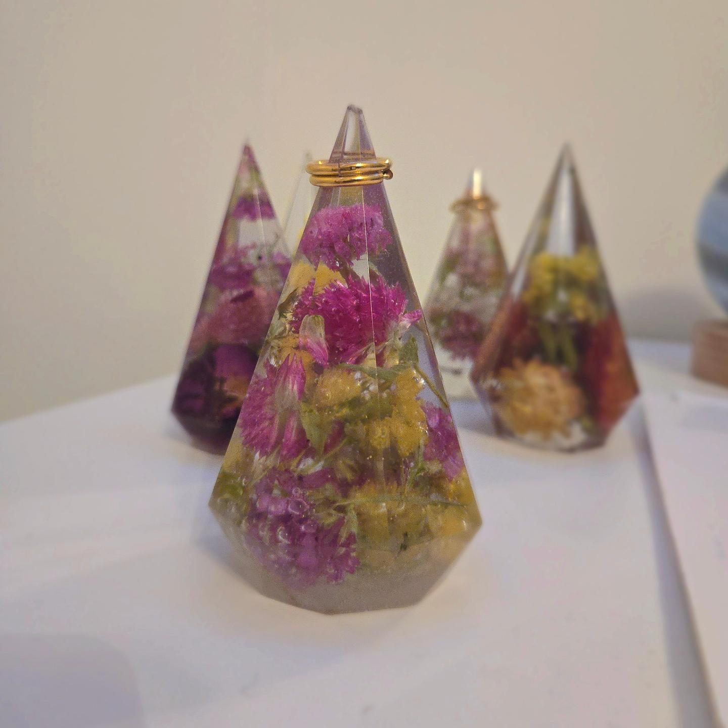 Petal Perch Ring Holders