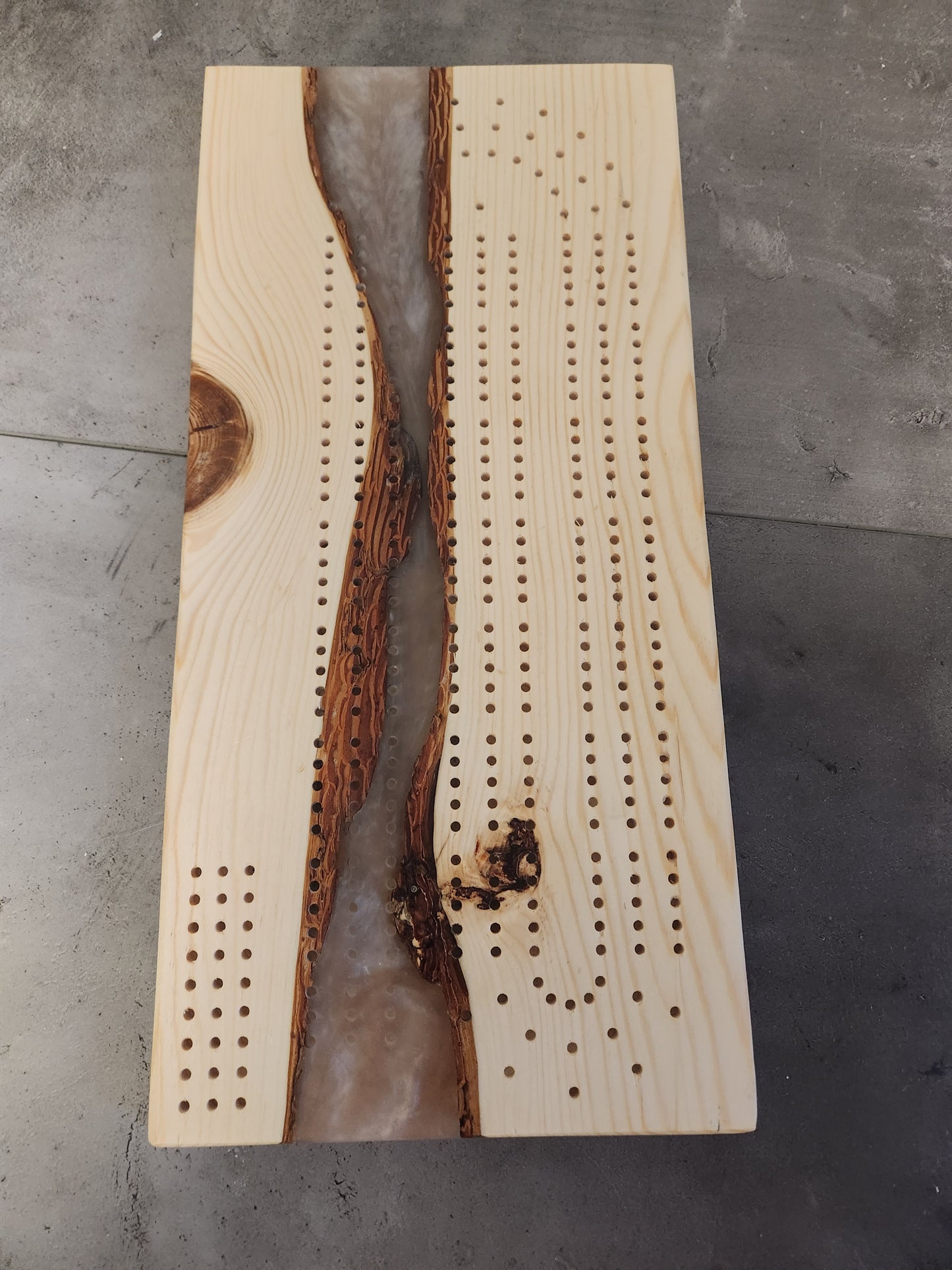 Pearl River Cribbage Board