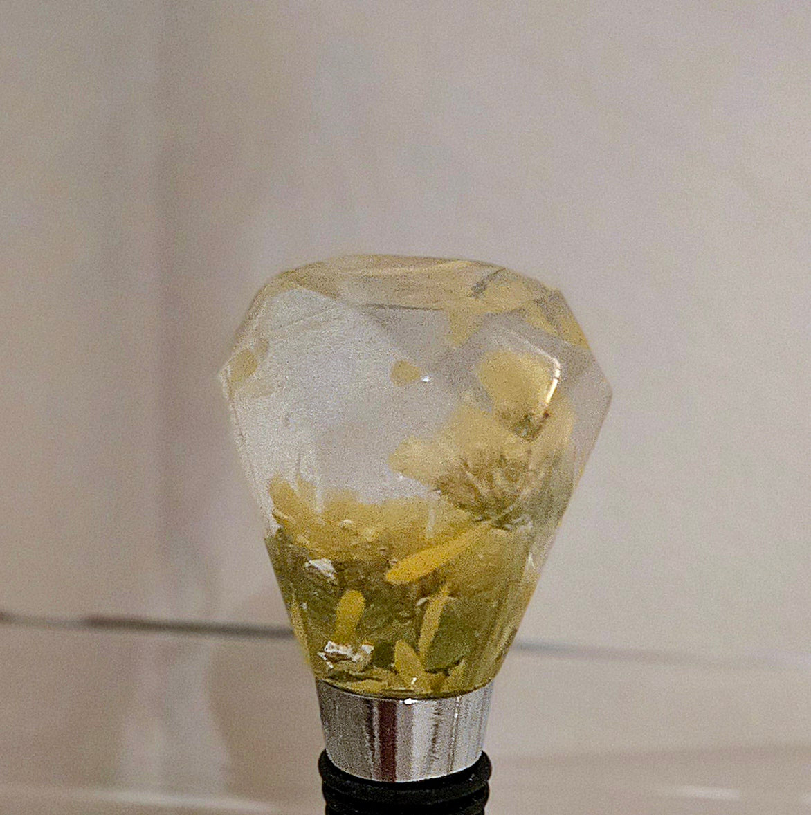 Resin Floral Wine Stopper