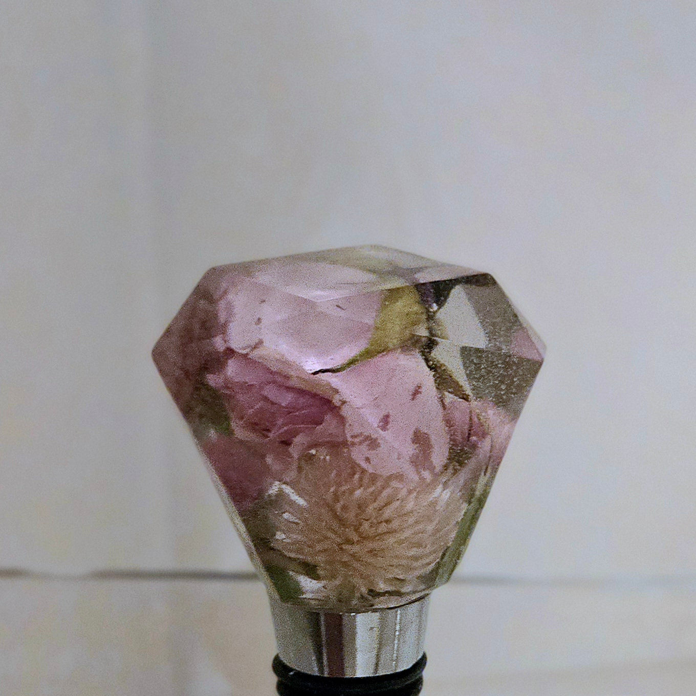 Resin Floral Wine Stopper